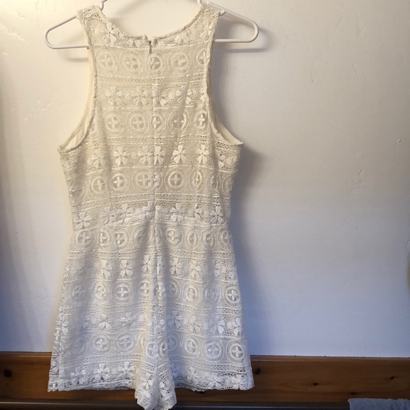 Urban outfitters romper - Picture 2 of 2